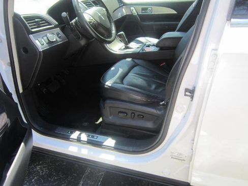 Used 2015 Lincoln MKX AWD w/ Equipment Group 102A image 13