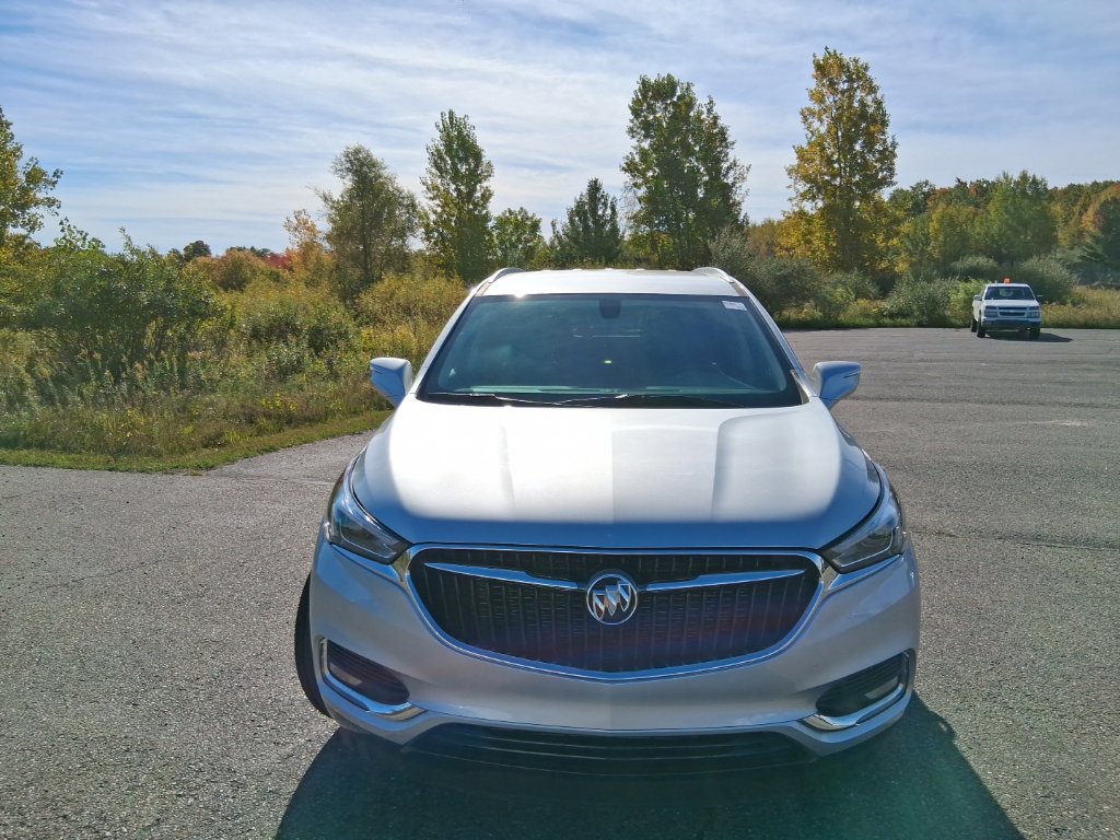 Used 2020 Buick Enclave Essence w/ Sound and Sites Package AWD/4WD image 10