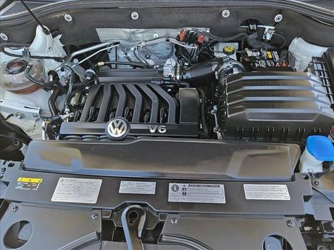 Used 2020 Volkswagen Atlas Cross Sport SEL Premium AWD/4WD image 23