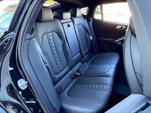 Used 2025 BMW X6 M Competition w/ Executive Package image 18