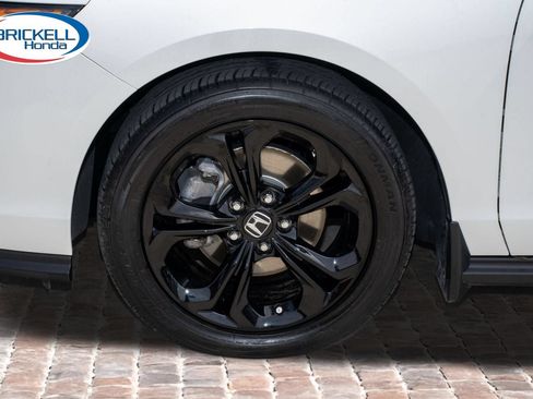 Certified 2025 Honda Accord SE image 39