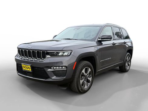 Used 2022 Jeep Grand Cherokee Limited 4xe image 1