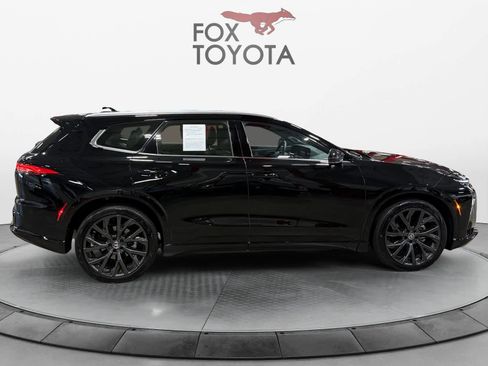 Used 2025 Toyota Crown Signia Limited image 7