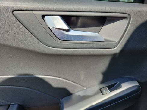 Certified 2024 Ford Escape ST-Line image 21