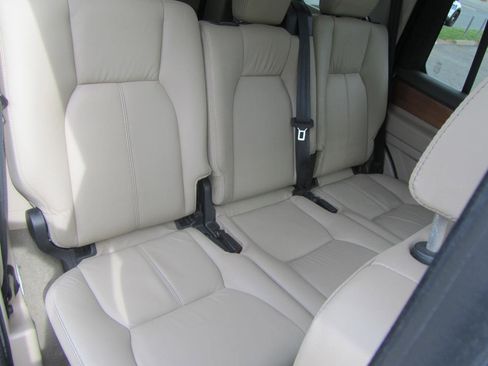 Used 2012 Land Rover LR4 HSE LUX image 24