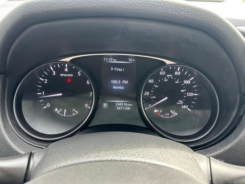 Used 2014 Nissan Rogue S image 16