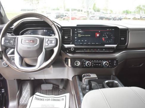 Used 2023 GMC Sierra 1500 SLT w/ SLT Premium Package RWD image 3