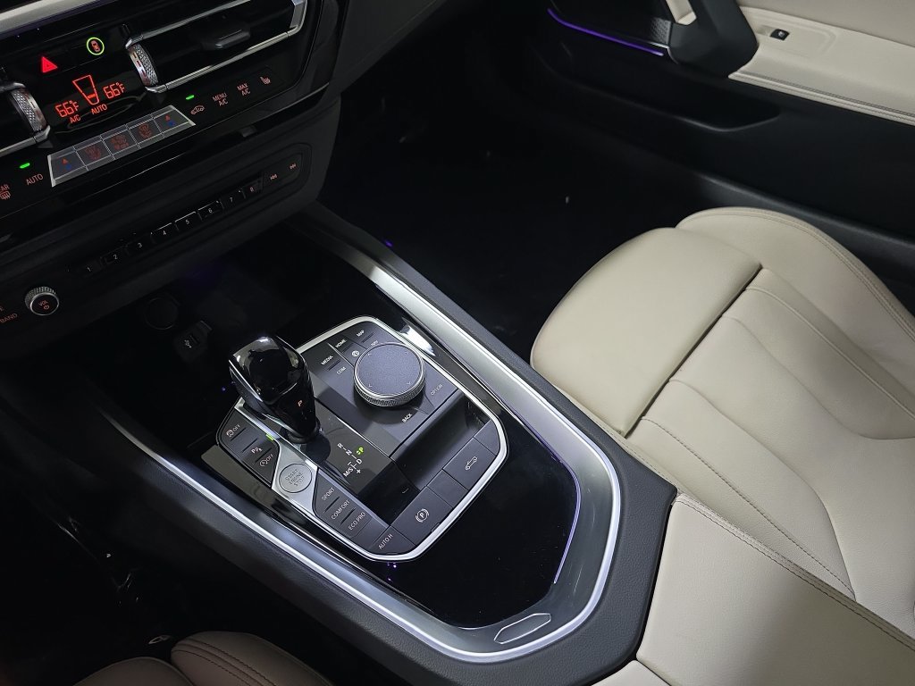 Used 2025 BMW Z4 M40i w/ Premium Package RWD image 26