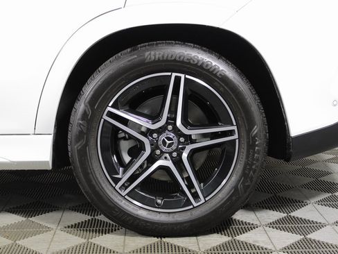 Used 2025 Mercedes-Benz GLE 350 4MATIC image 37