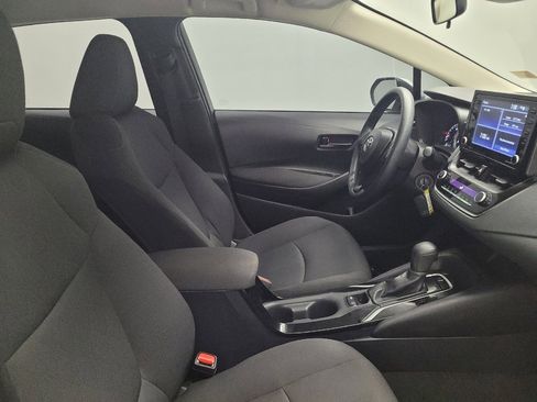 Used 2022 Toyota Corolla LE FWD image 21