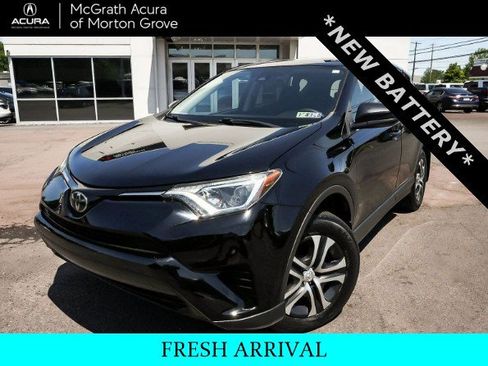 Used 2018 Toyota RAV4 LE w/ All Weather Liner Package AWD/4WD image 1
