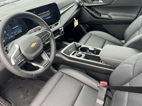 New 2026 Chevrolet Equinox LT w/ Convenience Package II image 7