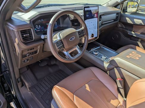 Certified 2024 Ford Expedition Max King Ranch image 15