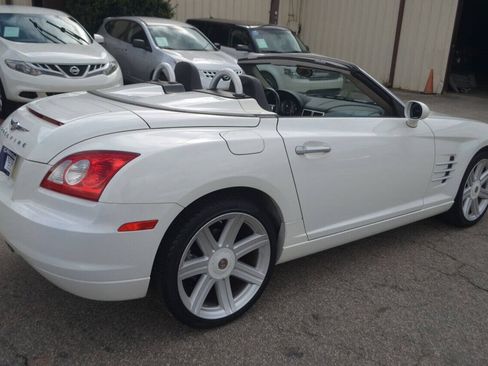 Used 2005 Chrysler Crossfire Limited image 11