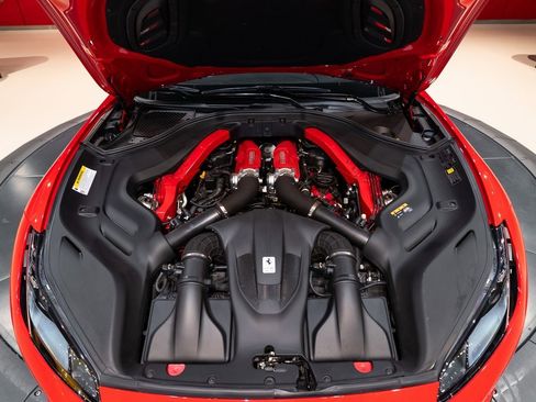 Certified 2019 Ferrari Portofino image 18