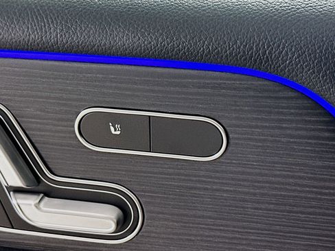 New 2026 Mercedes-Benz GLB 250 4MATIC image 21