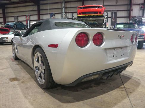 Used 2007 Chevrolet Corvette Convertible w/ Preferred Equipment Group image 22