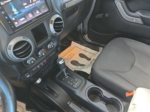 Used 2016 Jeep Wrangler Sport w/ Quick Order Package 24S image 28