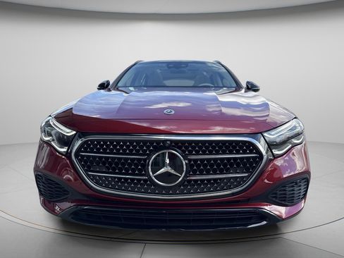 Used 2024 Mercedes-Benz E 450 4MATIC All-Terrain Wagon image 8