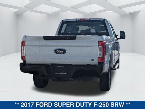 Certified 2017 Ford F250 XL image 4