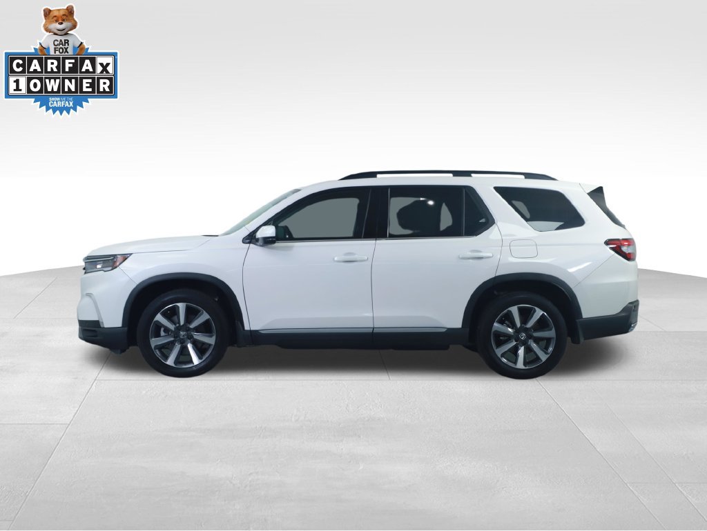 Used 2025 Honda Pilot Touring image 9