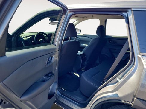 New 2026 Nissan Rogue S image 18