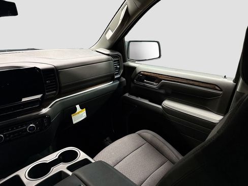 New 2026 GMC Sierra 1500 Elevation image 23