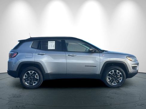 Used 2018 Jeep Compass Trailhawk w/ Leather Interior Group image 3