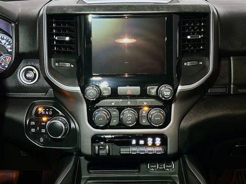 Used 2021 RAM 1500 Big Horn image 11