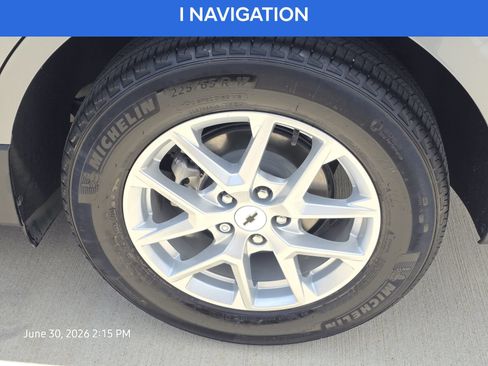 Used 2024 Chevrolet Equinox LS FWD image 11