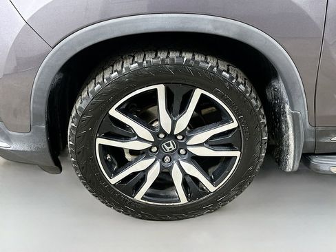 Used 2021 Honda Pilot Touring image 8