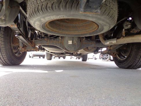 Used 2015 Toyota Tacoma 2WD Access Cab w/ SR5 Package image 22