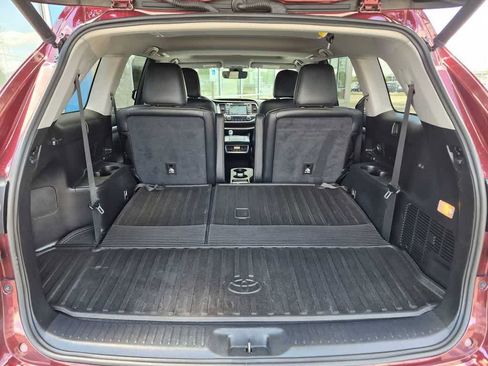 Used 2017 Toyota Highlander Limited AWD/4WD image 45