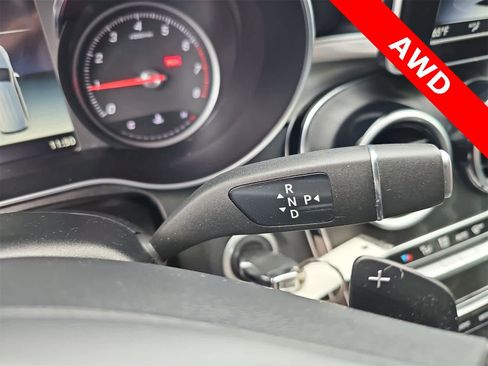 Used 2019 Mercedes-Benz GLC 300 4MATIC image 42