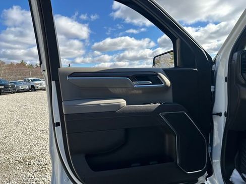 Used 2025 Chevrolet Silverado 1500 LT Trail Boss w/ Protection Package AWD/4WD image 22