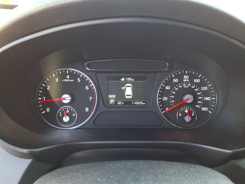 Used 2019 Kia Sorento L FWD image 16