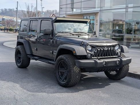 Used 2017 Jeep Wrangler Unlimited Sport w/ Quick Order Package 24S image 10