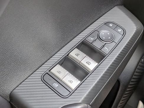New 2026 Mitsubishi Outlander LE FWD image 22