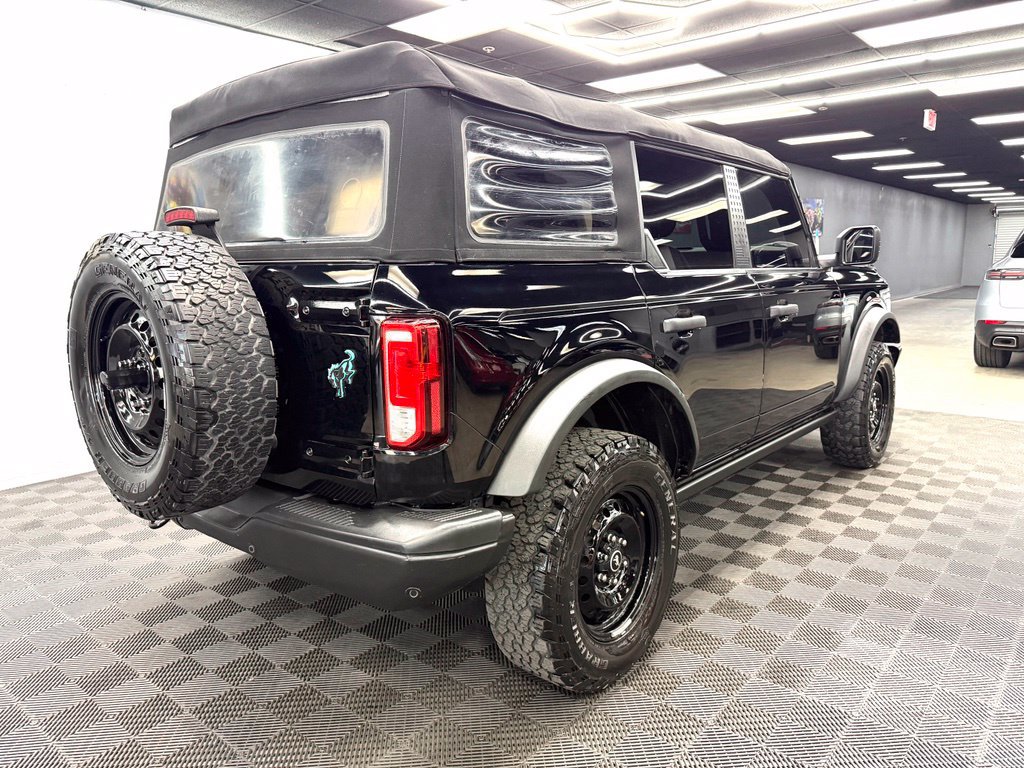 Used 2023 Ford Bronco Black Diamond AWD/4WD image 14