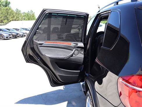 Used 2013 BMW X5 xDrive50i AWD/4WD image 31