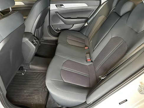 Used 2019 Hyundai Sonata SEL FWD image 20