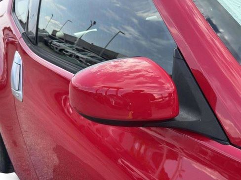Used 2015 Nissan 370Z Coupe RWD image 9