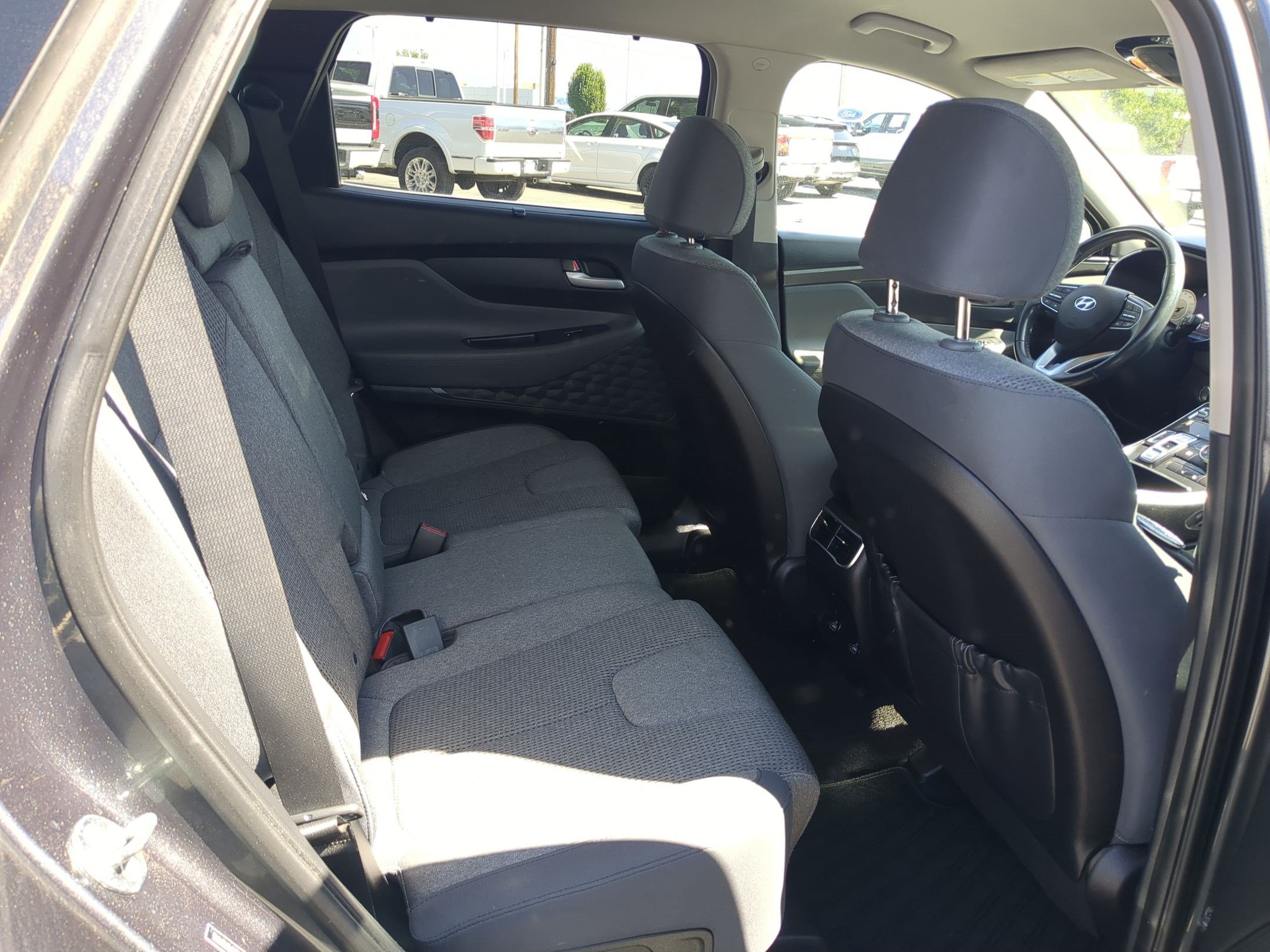 Used 2021 Hyundai Santa Fe SEL w/ Convenience Package AWD/4WD image 31