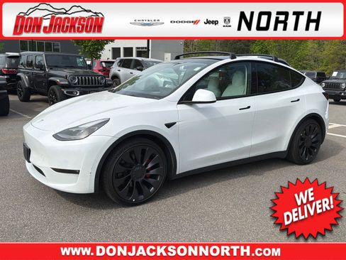 Used 2022 Tesla Model Y Performance image 1