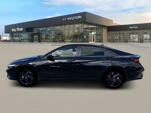 New 2026 Hyundai Elantra Sport FWD image 3
