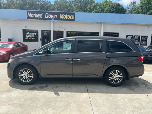 Used 2011 Honda Odyssey EX image 9