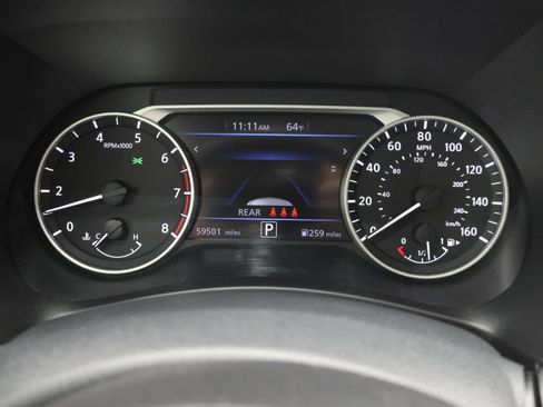 Used 2024 Nissan Sentra SV FWD image 8