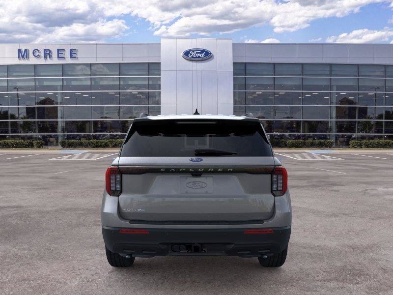 New 2026 Ford Explorer Active RWD image 5