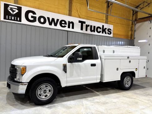 Used 2017 Ford F350 XL w/ Power Equipment Group image 4