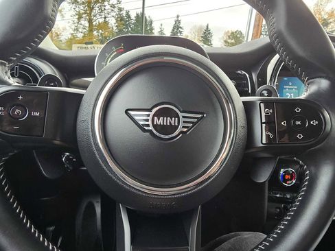 Used 2023 MINI Cooper S image 26